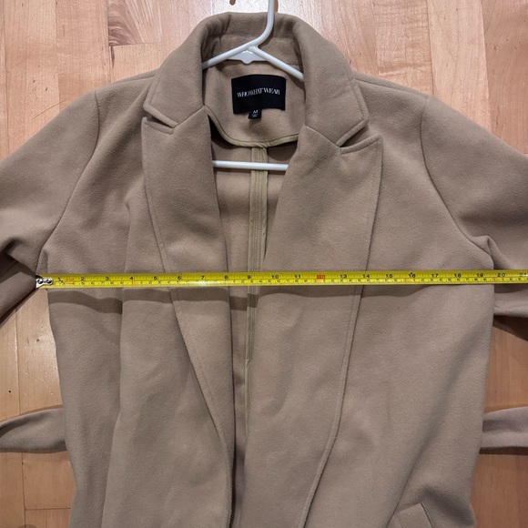 NWOT/Never Worn Trench Coat - Picture 4 of 8